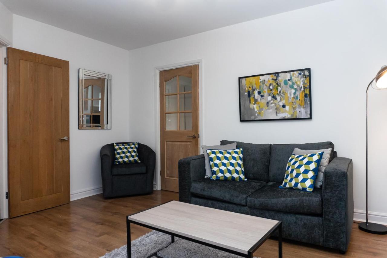 Relaxation By Olauda Sa - 3 Bed House With Free Parking Villa Bristol Exterior photo